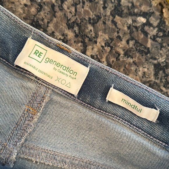 Celebrity Pink Mom denim shorts NWT 7/28 - Picture 5 of 9